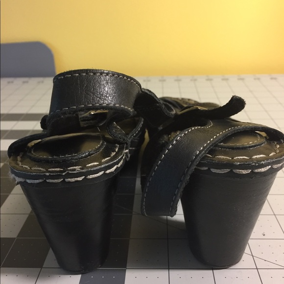 White mountain black sandals size 7m - Picture 4 of 5